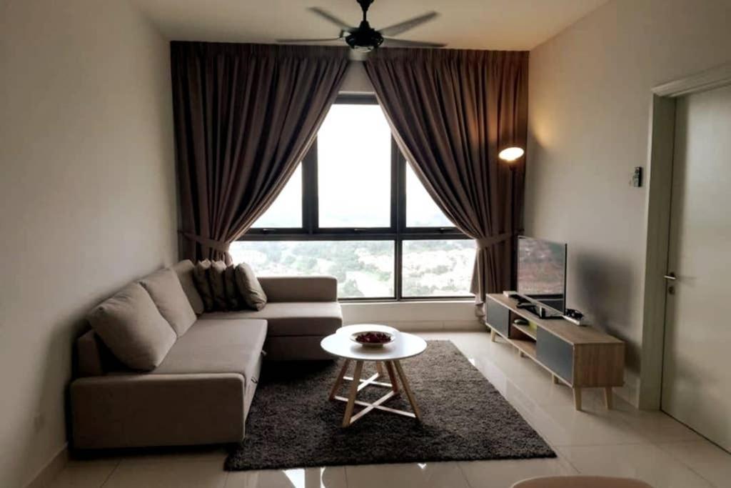 Sfera Sky High With Rocket Speed 500 Mbps Wifi Apartment Seri Kembangan Exterior photo